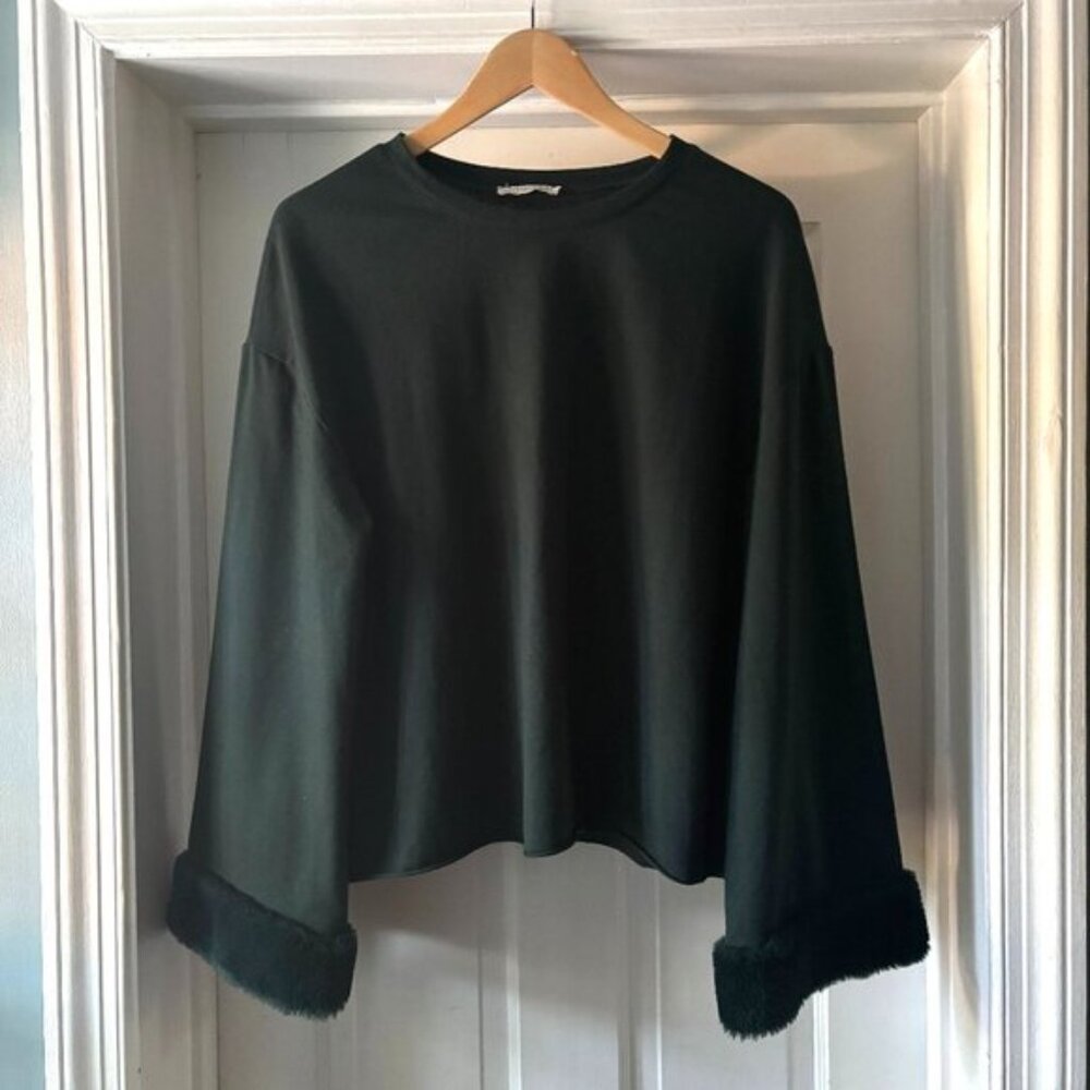Zara Trafaluc Hunter Green Wide Long Sleeve Top Faux Fur Cuff Size S